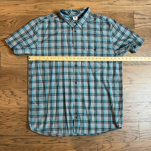DC Mens Plaid Short Sleeve Button Down Shirt Casual Everyday‎ - Picture 4 of 6